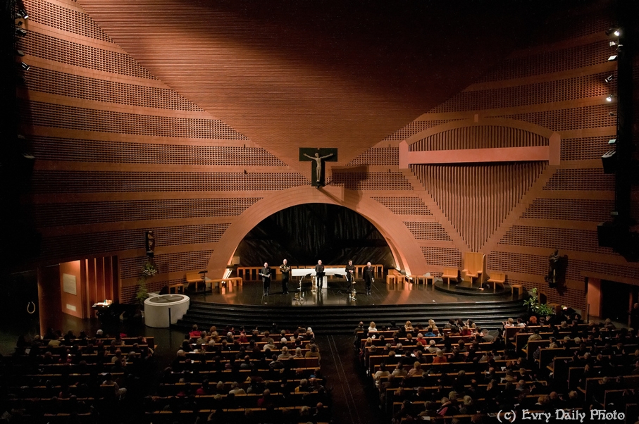 Evry Daily Photo - Concert a la Cathedrale Evry - de Bach a Gershwin - Quintette Magnifica et Shigeto Hata - large - 5254932720.jpg